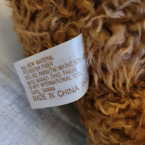 Vintage Dan Dee Collectors Choice Teddy Bear With Velvet Hat & Scarf - Picture 3 of 4